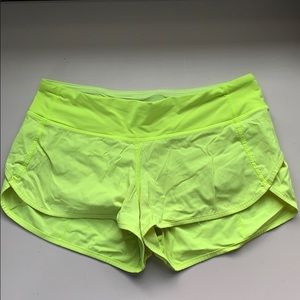 Lululemon speed up shorts 2.5 inch neon green